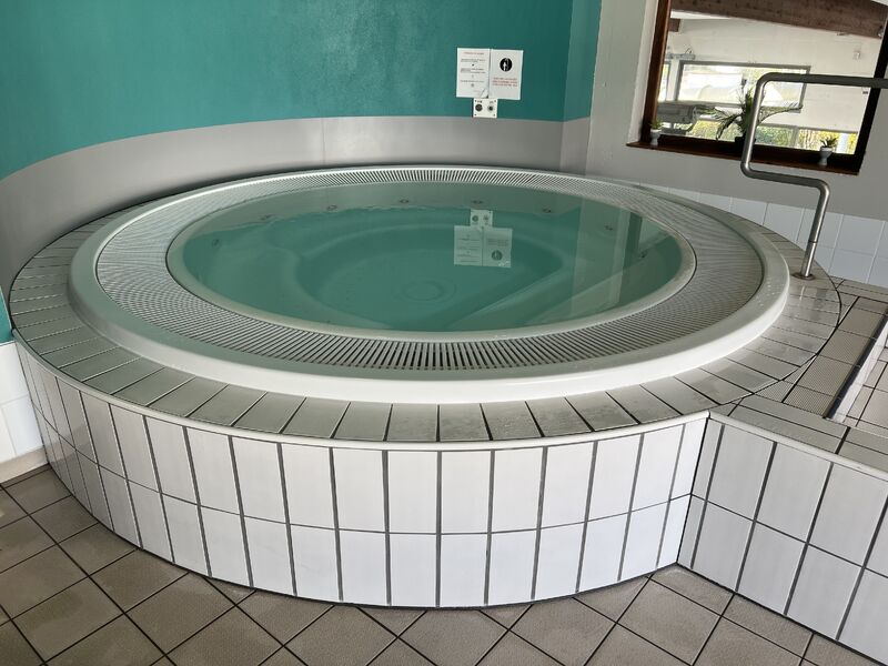 Ilot Corail Nevers Jacuzzi