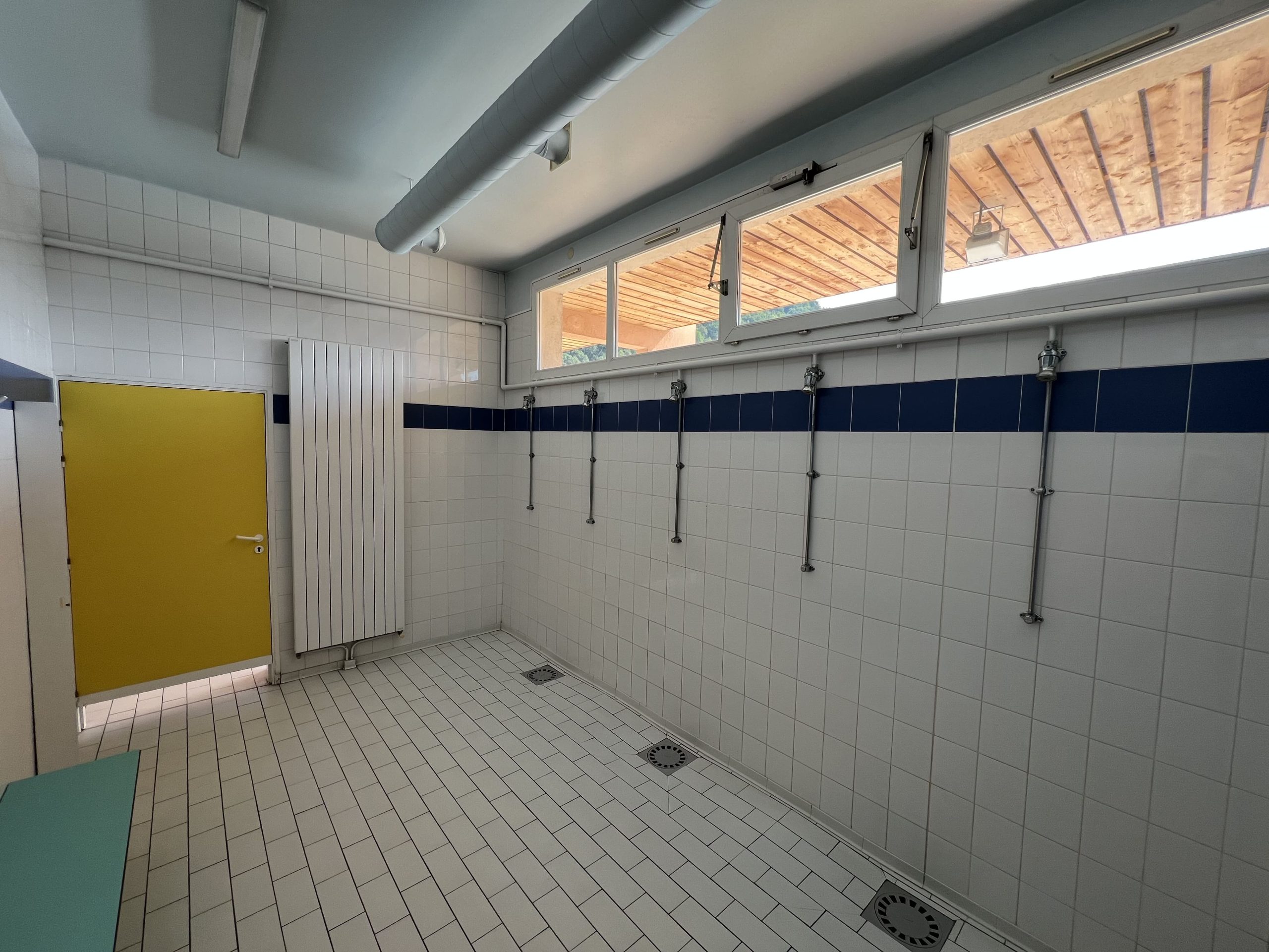 Vestiaires/douches - vue 1